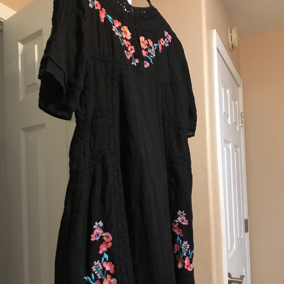 Free people, short, black floral embroidered dress - Picture 3 of 3